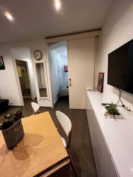 Great Apartment Close To Plaza De Torres Alicante Exterior photo