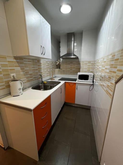 Great Apartment Close To Plaza De Torres Alicante Exterior photo
